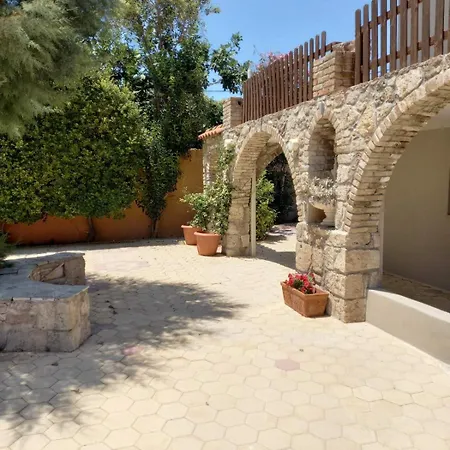 Ianos Living Spaces - 01 Apartment Corinth