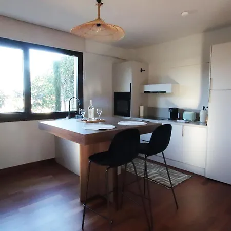 Appartement Ianos Living Spaces - 01 *